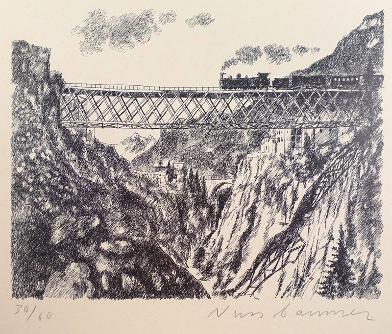 Eine Zeichnung eines Zuges, der über eine hohe Eisenbahnbrücke fährt, umgeben von Bergen und Tälern.